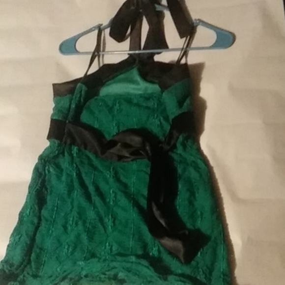 Green sexy top - Picture 2 of 2